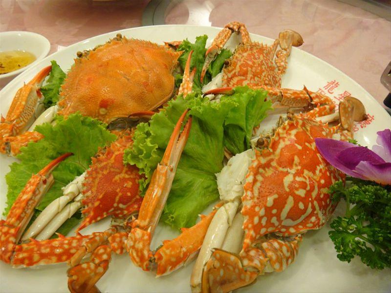 STEAMED CRAB