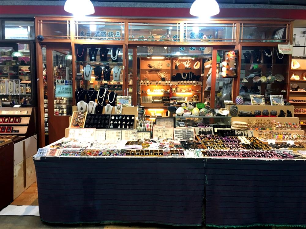 蔚藍海岸藝品店